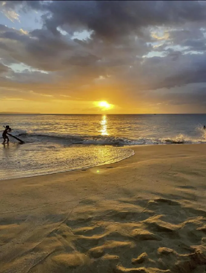 Bright 2Br In Aguadilla 7 Mins To Beaches 2Nd Floor Retreat Camaceyes 0*,  Пуэрто-Рико
